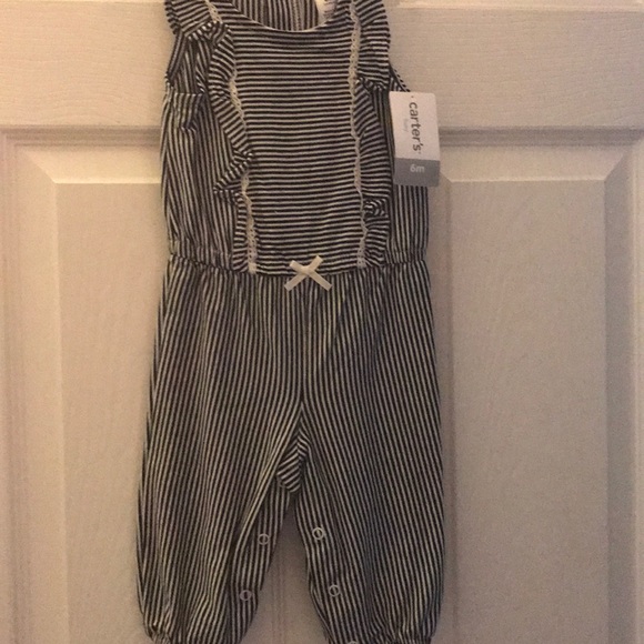 Carters romper - Picture 1 of 2